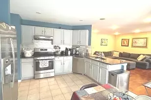 43 Augusta Dr, Streamwood, IL 60107 - Photo 13