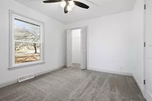 3009 E Oakland Ave, Bloomington, IL 61704 - Photo 21