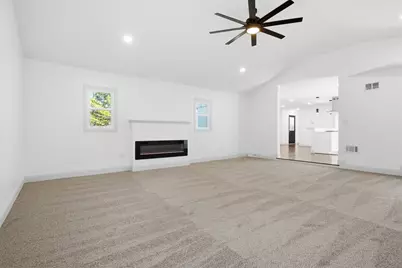 3009 E Oakland Avenue, Bloomington, IL 61704 - Photo 17