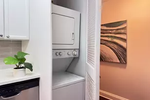 195 N Harbor Dr, Chicago, IL 60601 - Photo 17