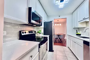 195 N Harbor Dr, Chicago, IL 60601 - Photo 13