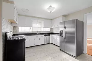 7303 N Kildare Ave, Lincolnwood, IL 60712 - Photo 11