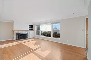 7303 N Kildare Ave, Lincolnwood, IL 60712 - Photo 3