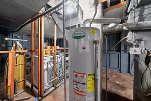 4710 W Schubert Ave, Chicago, IL 60639 - Photo 21