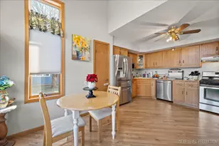 200 E Webb St, Sandwich, IL 60548 - Photo 7