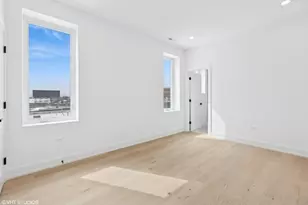 3219 N Elston Ave, Chicago, IL 60618 - Photo 11