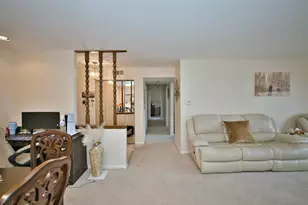 4901 Golf Rd, Skokie, IL 60077 - Photo 17