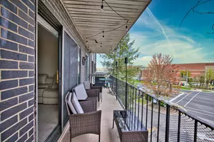 4901 Golf Rd, Skokie, IL 60077 - Photo 23