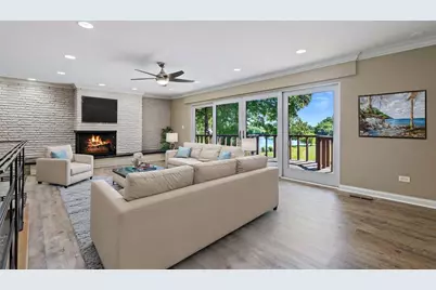 330 S Barrington Road, Barrington, IL 60010 - Photo 7