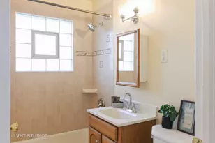 16224 Kedzie Ave, Markham, IL 60428 - Photo 7