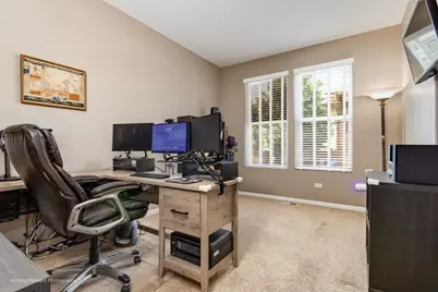 103 S Cranberry Street, Bolingbrook, IL 60490 - Photo 13