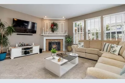 103 S Cranberry Street, Bolingbrook, IL 60490 - Photo 5