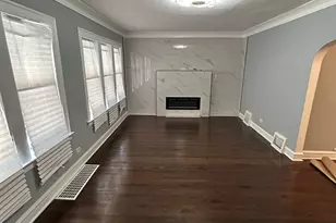 10549 S Eggleston Ave, Chicago, IL 60628 - Photo 3