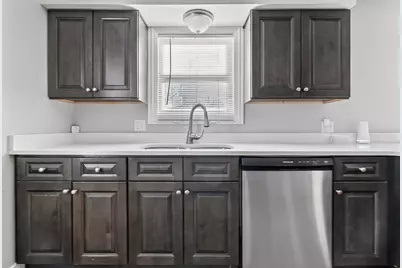 14619 Martin Luther King Jr Drive, Dolton, IL 60419 - Photo 9