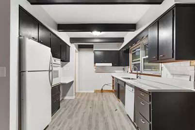 920 Oakley Avenue, Rockford, IL 61101 - Photo 9