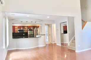 43 Buckingham Ln, Buffalo Grove, IL 60089 - Photo 5