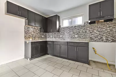 8008 S Escanaba Avenue, Chicago, IL 60617 - Photo 17