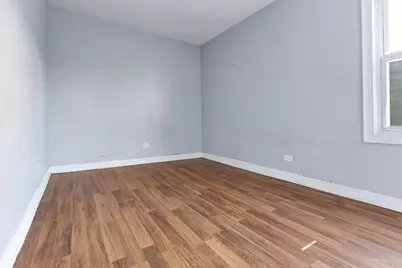 8008 S Escanaba Avenue, Chicago, IL 60617 - Photo 19