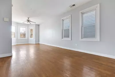 8008 S Escanaba Avenue, Chicago, IL 60617 - Photo 15