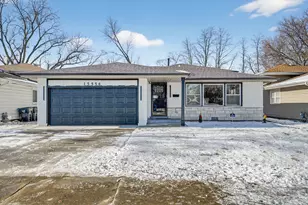 15554 South Park Ave, South Holland, IL 60473 - Photo 1