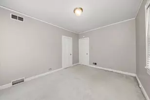 229 Country Club Rd, Chicago Heights, IL 60411 - Photo 23