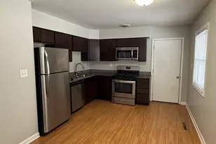 803 Dorman Dr, Streamwood, IL 60107 - Photo 3