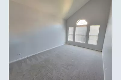 609 Prestwick Lane, Wheeling, IL 60090 - Photo 5