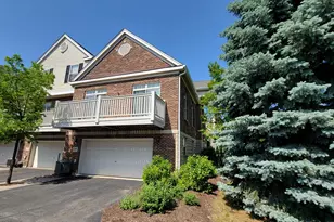 609 Prestwick Ln, Wheeling, IL 60090 - Photo 13