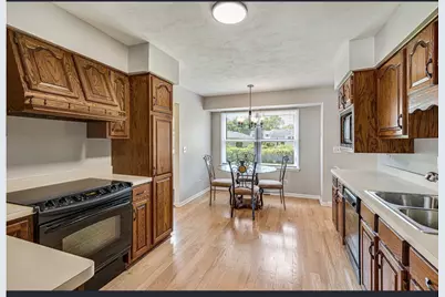 2522 N Brighton Place, Arlington Heights, IL 60004 - Photo 7