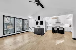 15160 W Oak Spring Rd, Libertyville, IL 60048 - Photo 5