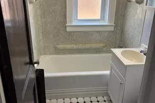 10904 S Ave D Ave, Chicago, IL 60617 - Photo 15