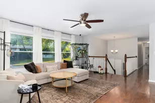 1591 Hillcrest Ave, Hanover Park, IL 60133 - Photo 3