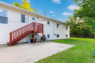 1591 Hillcrest Ave, Hanover Park, IL 60133 - Photo 25