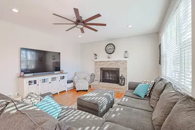 3786 Sonoma Circle, Lake in the Hills, IL 60156 - Photo 21