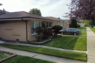 12919 S Escanaba Ave, Chicago, IL 60633 - Photo 3