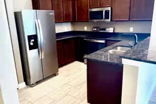 144 Bertram Dr, Yorkville, IL 60560 - Photo 9