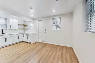 2002 W Coulter St, Chicago, IL 60608 - Photo 9