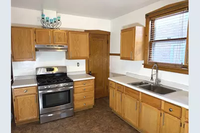 1940 Wenonah Avenue, Berwyn, IL 60402 - Photo 5