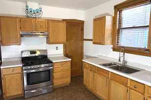 1940 Wenonah Ave, Berwyn, IL 60402 - Photo 5