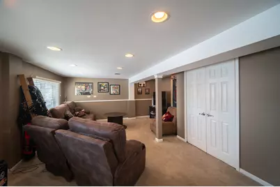 7324 Willow Avenue, Woodridge, IL 60517 - Photo 11