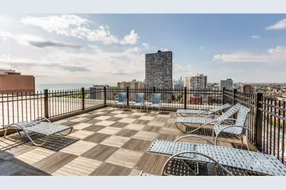720 W Gordon Terrace #16E, Chicago, IL 60613 - Photo 25