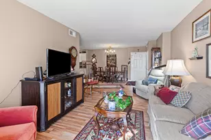 509 Aurora Ave, Naperville, IL 60540 - Photo 9