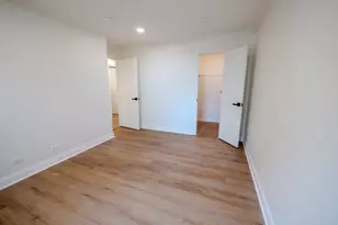 25 Illinois Ave, Schaumburg, IL 60193 - Photo 29