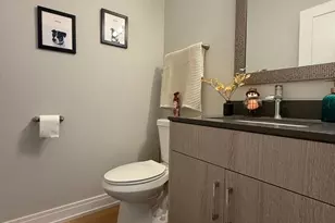 6834 W 65th St, Chicago, IL 60638 - Photo 9