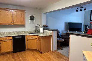 3386 St Michel Ct, Saint Charles, IL 60175 - Photo 5