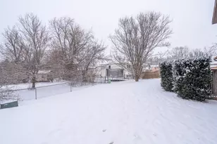 446 Galahad Rd, Bolingbrook, IL 60440 - Photo 19