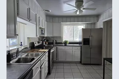 7014 N Kilbourn Avenue, Lincolnwood, IL 60712 - Photo 5