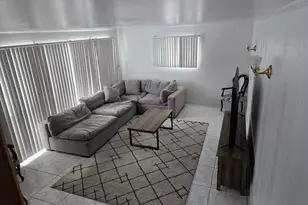 7014 N Kilbourn Ave, Lincolnwood, IL 60712 - Photo 3