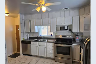 7014 N Kilbourn Avenue, Lincolnwood, IL 60712 - Photo 7