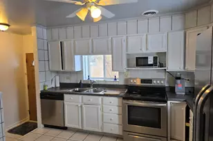 7014 N Kilbourn Ave, Lincolnwood, IL 60712 - Photo 7